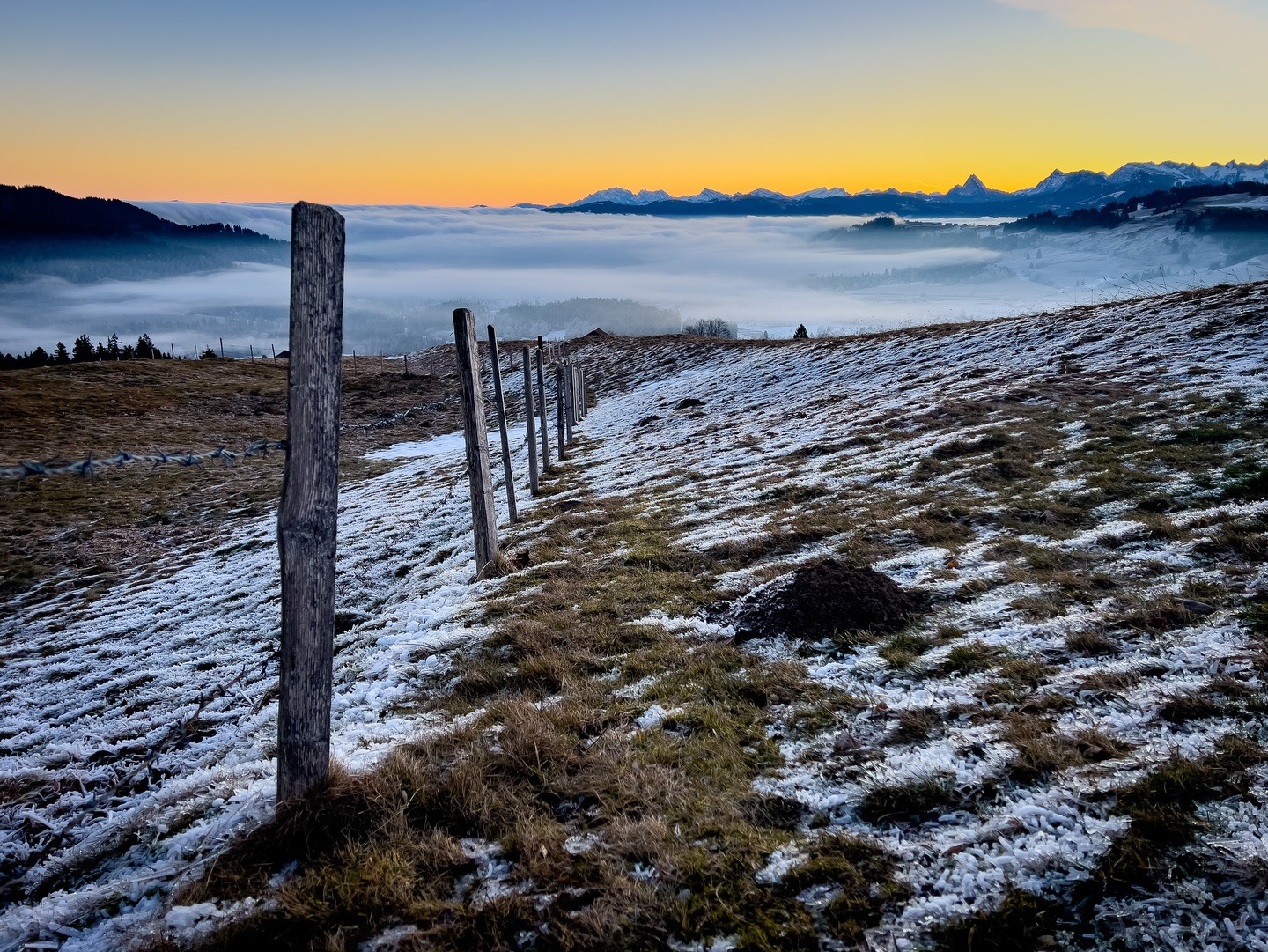 Die Freiheit des Menschen liegt nicht darin, dass er tun kann, was er will, sondern, dass er nicht tun muss, was er nicht will.
Jean-Jacques Rousseau